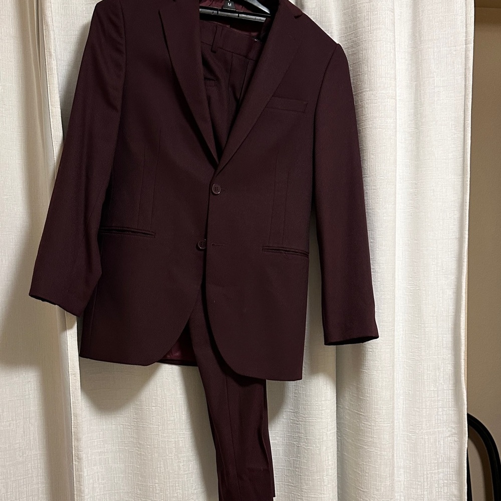 Men's Burgundy Two-Piece Suit Blazer & Pants - Classic Tailored Fit